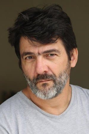 césar troncoso
