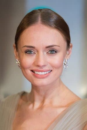 laura haddock