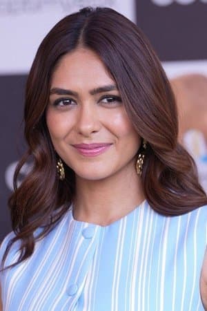 mrunal thakur