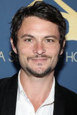 shiloh fernandez