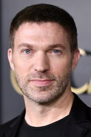 travis knight